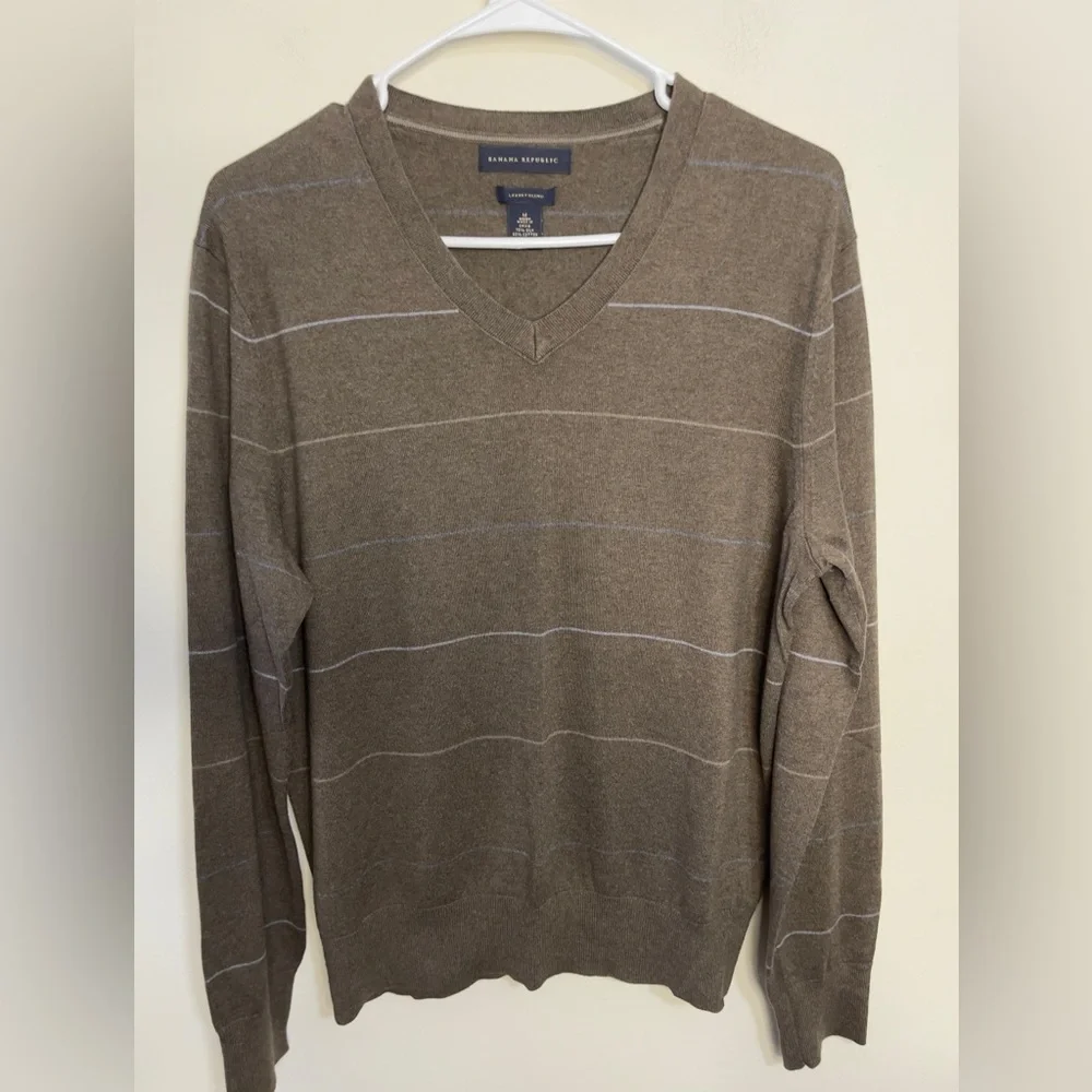 Banana Republic Men’s Silk & Cashmere Luxury Blend V- Neck Sweater Pullover Sz M